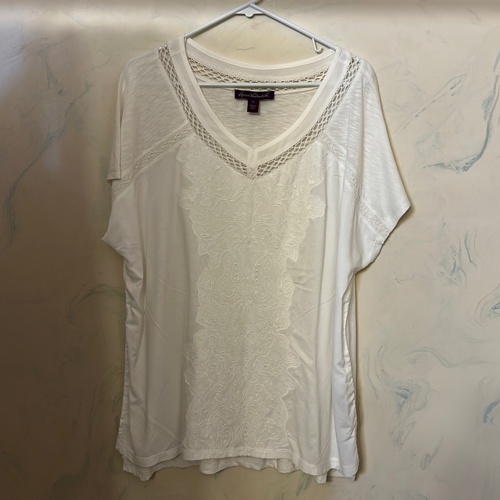 NWOT Gloria Vanderbilt top XL never worn